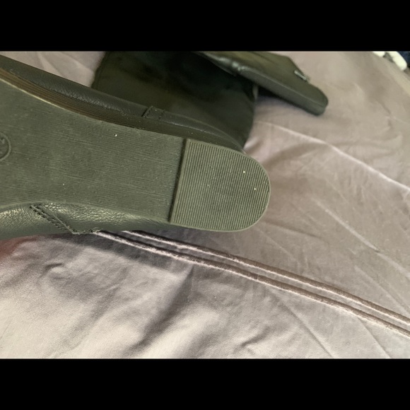 Black Wedge Boots - Picture 3 of 5